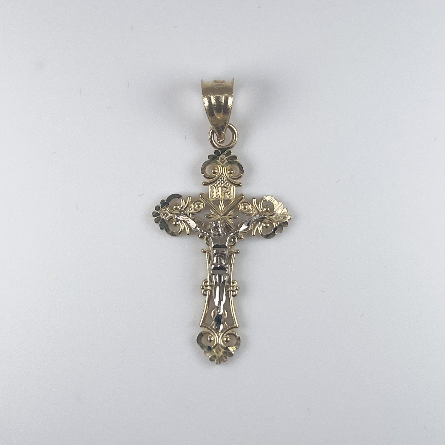 10K Gold 1.3gm Cross Pendant