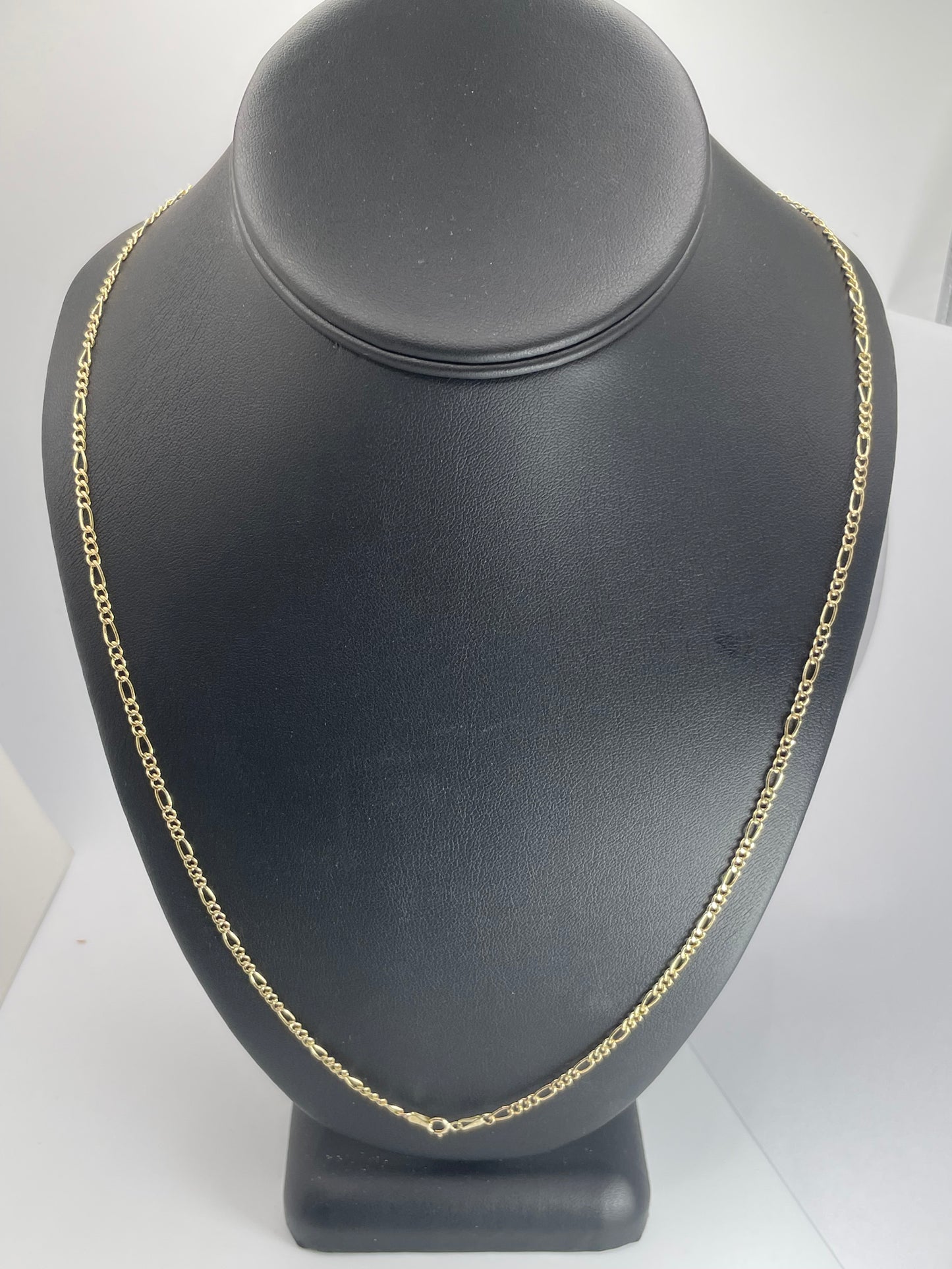 10K Gold 2.9gm Hollow Figaro 2.5mm 24 chain