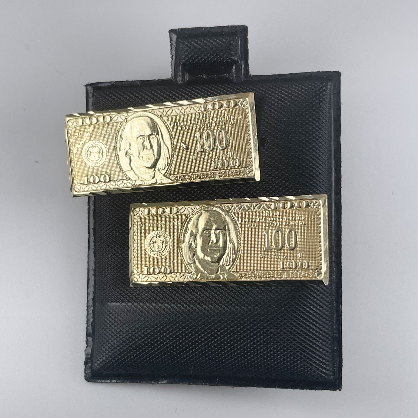 10K Gold 3.3gm D/Cut Stud Earrings $ Sign Bill
