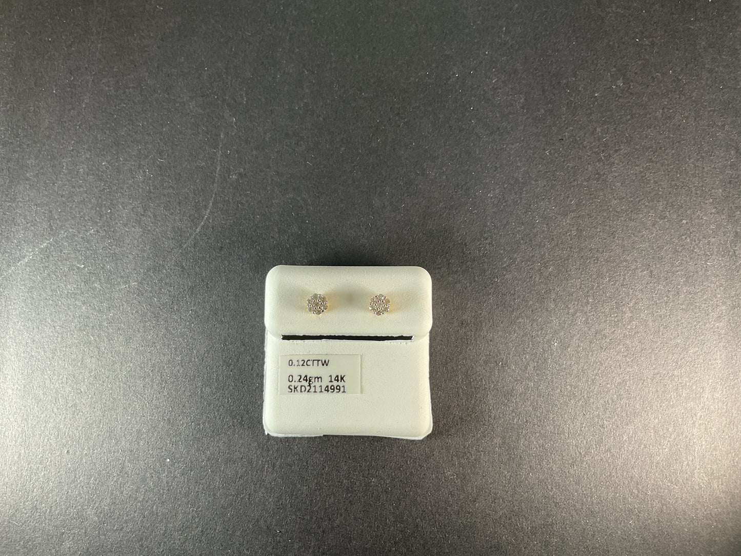 14k YELLOW GOLD DIAMOND EARRINGS .24ct SCREW BACK $199.00