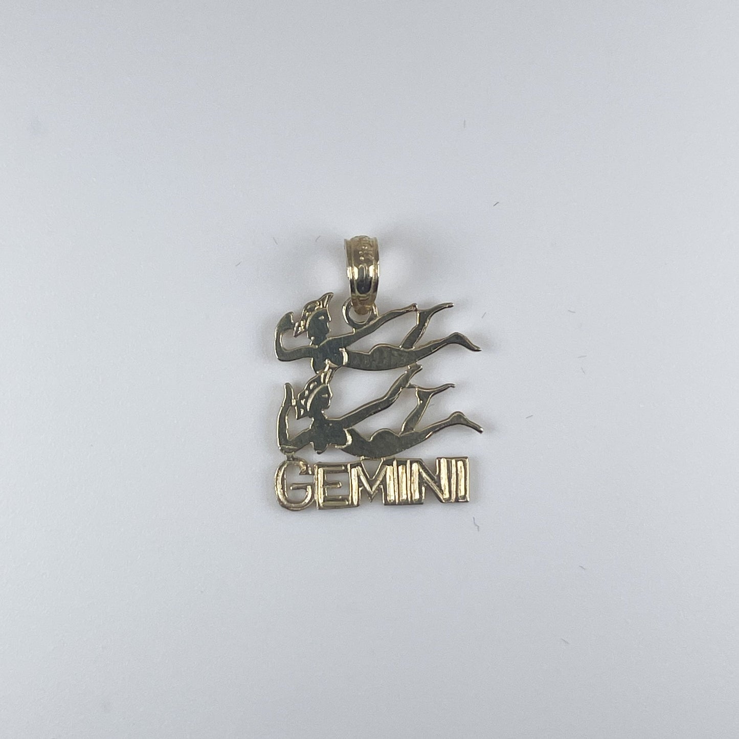 10K Gold 0.8gm Gemini Pendant