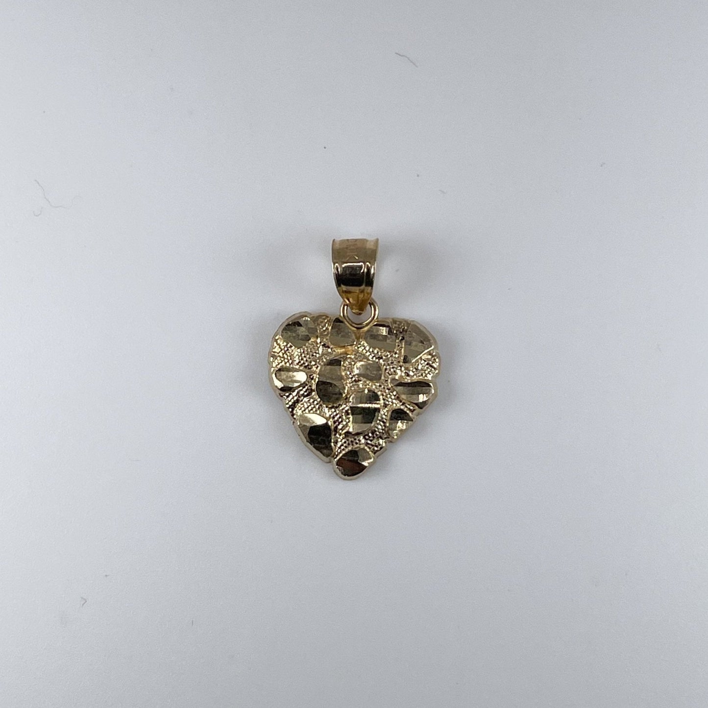 10K Gold 0.9gm Nugget Heart Pendant