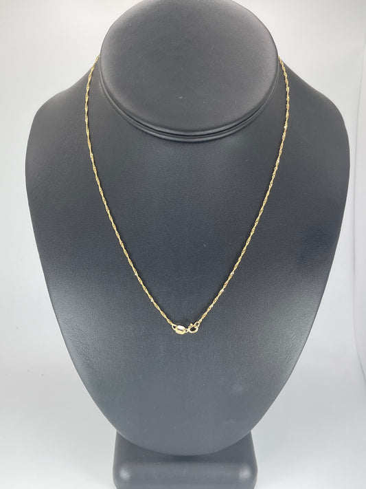 10K Gold 0.9gm Singapore Twist 0.6mm 18'Chain