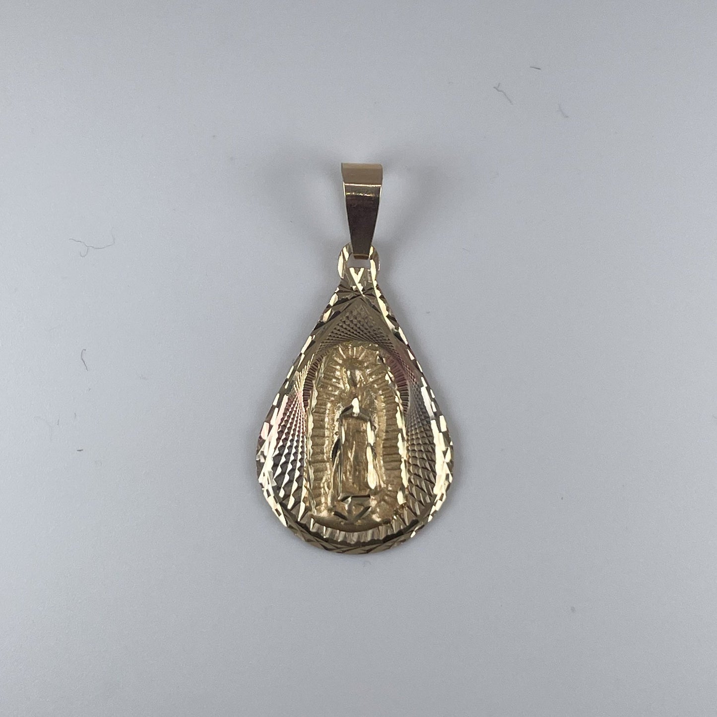 10K Gold 1.9gm 2 Tone Virgin Mary D/Cut Pendant