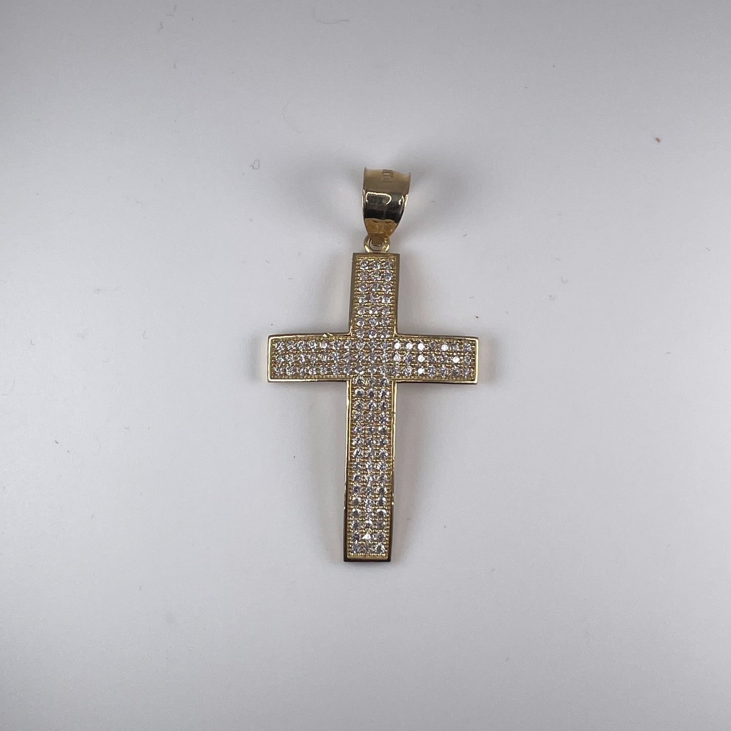 10K Gold 2.8gm Cross with Cubic Zirconia Pendant