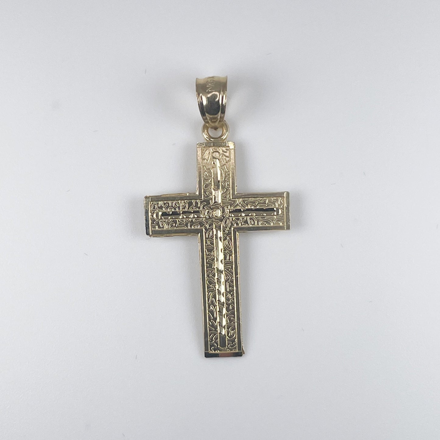 10K Hold 0.9gm Cross Pendant