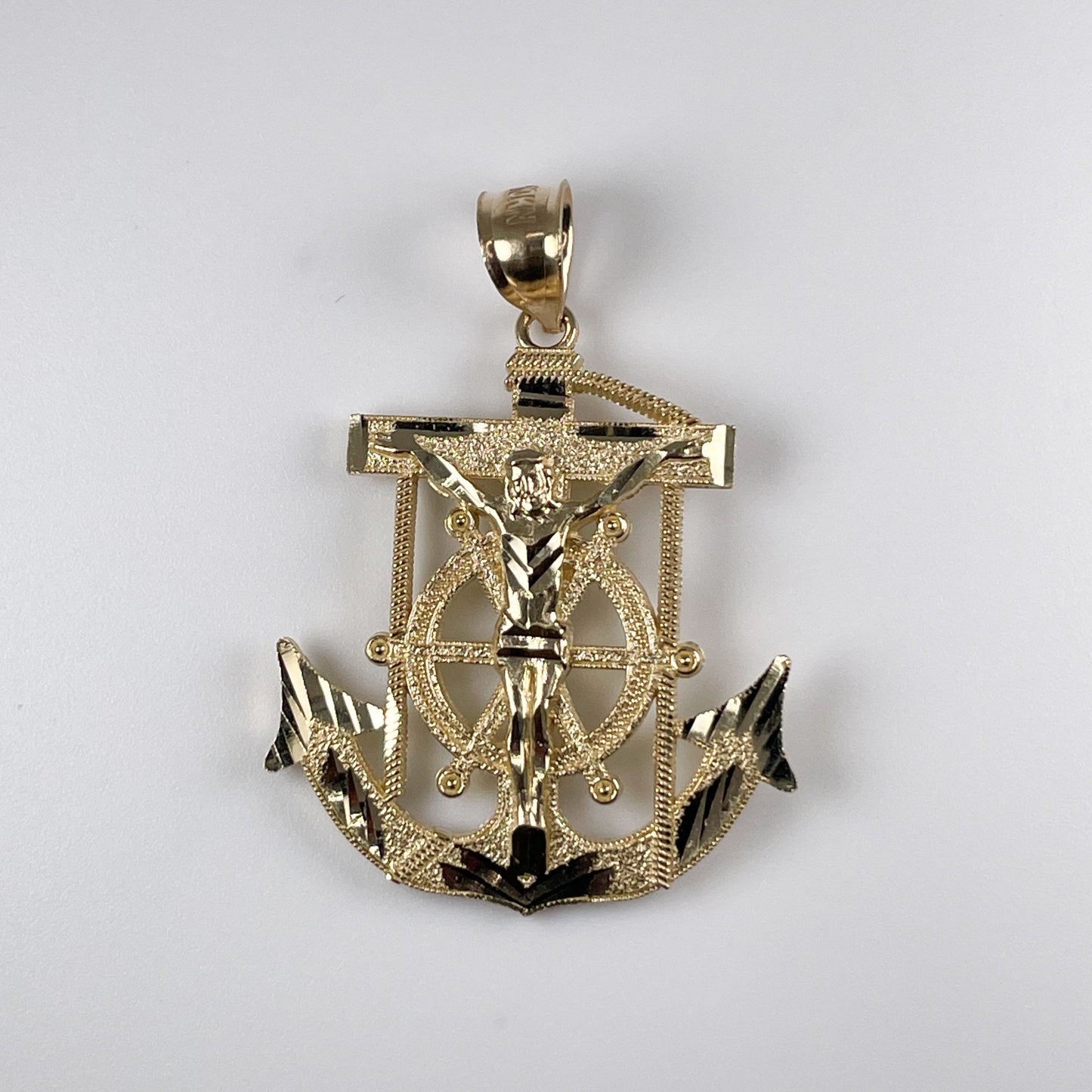 10k Gold 3.8gm Anchor with Jesus Pendant