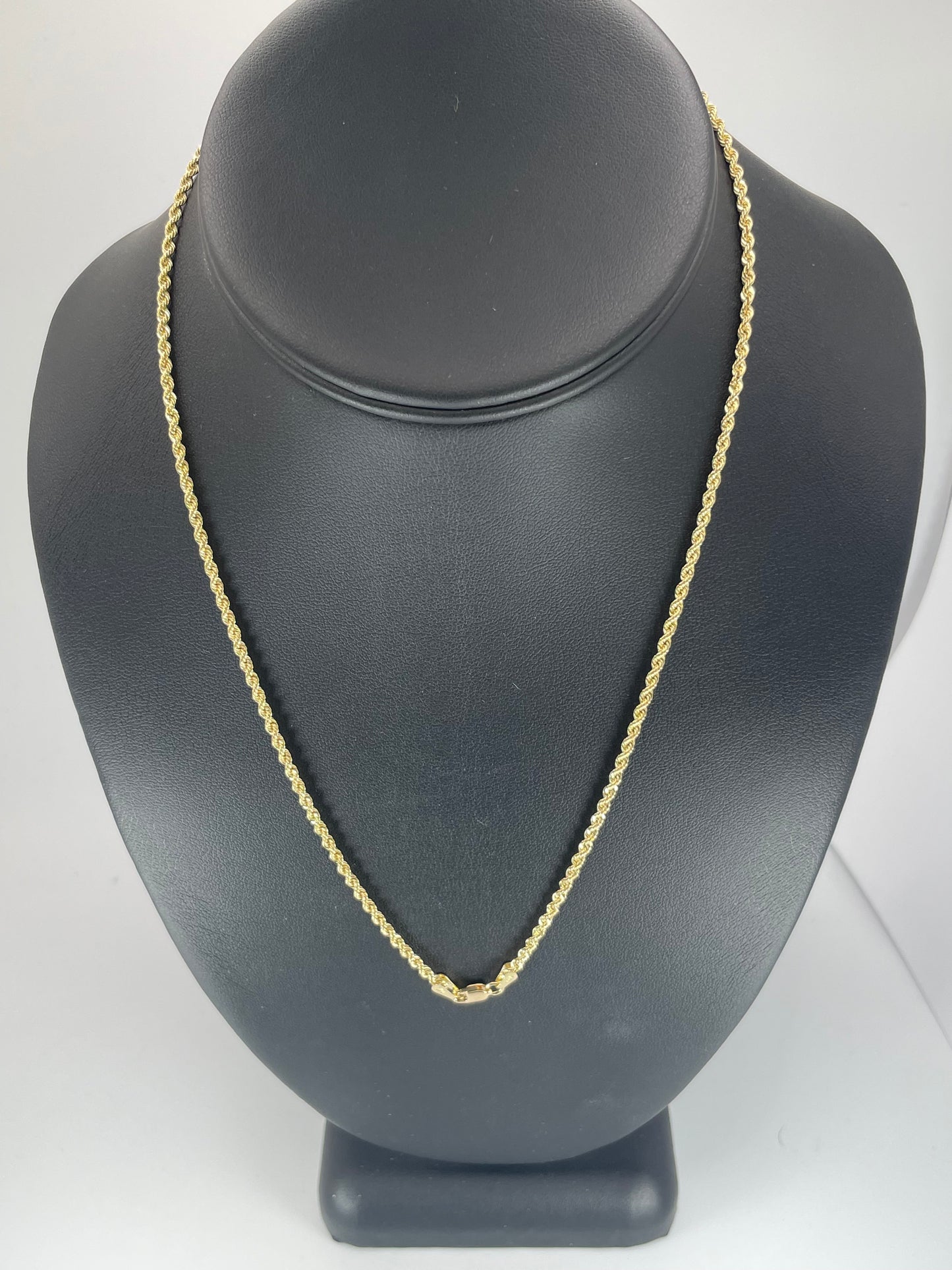 14K Gold 2.8gm Hollow Rope D/Cut 2mm 18" Chain