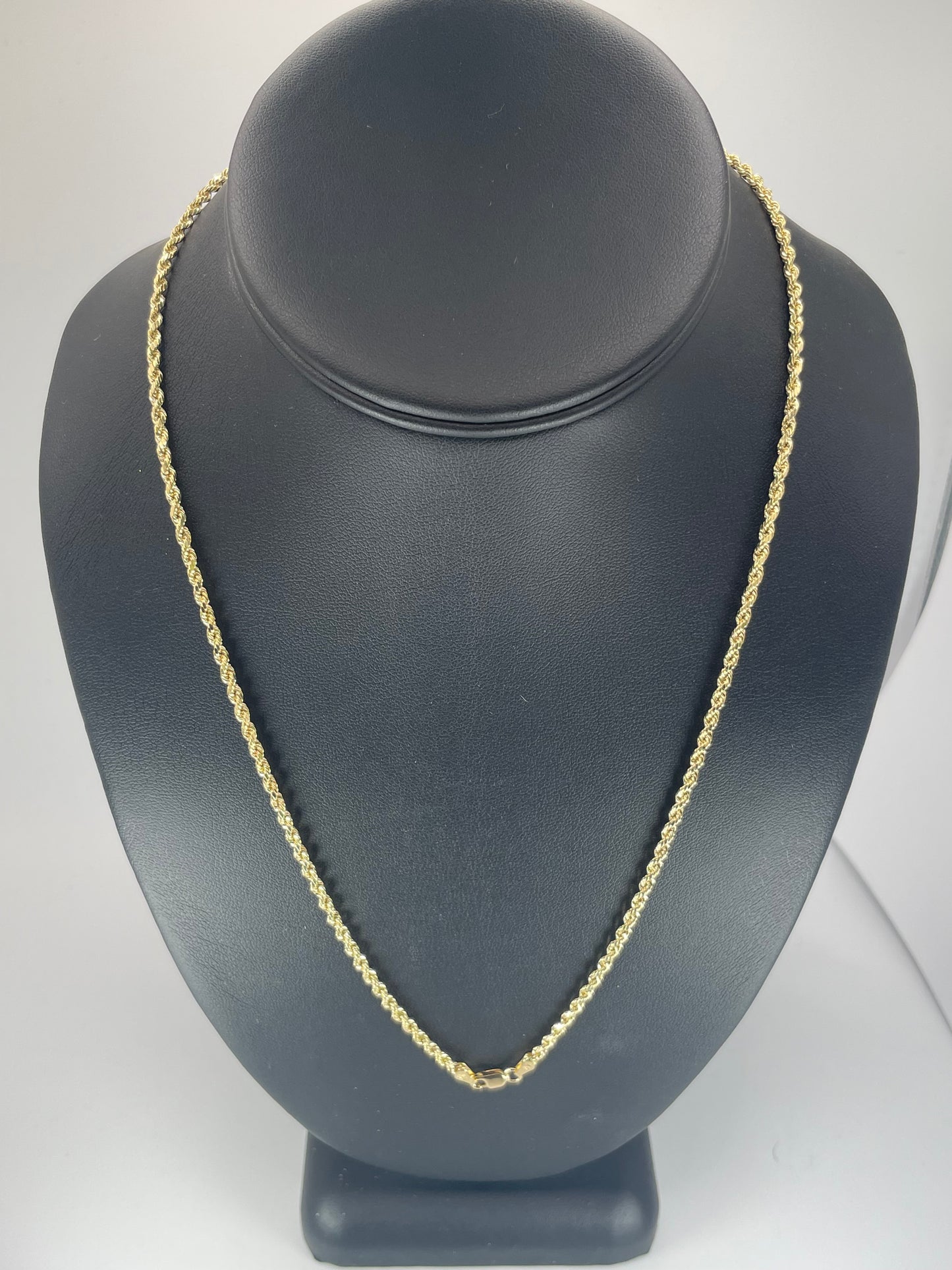 14K Gold 5.9gm Hollow Rope D/Cut 3mm 20 Chain