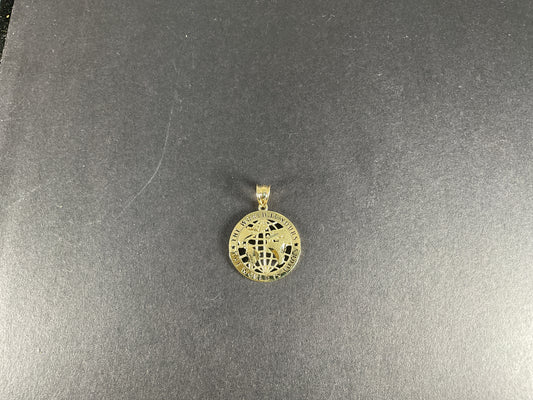 10K The World is Yours  Pendant. 1.3 gm