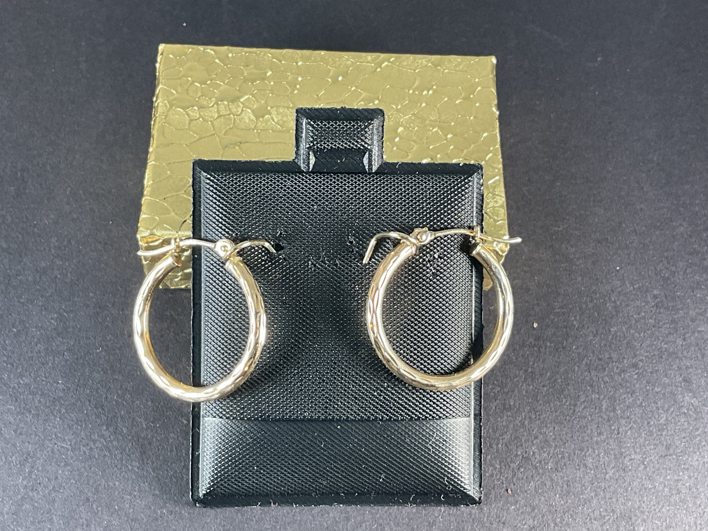 10K Gold Hoops. Diamond Cuts. 3/4”. $65