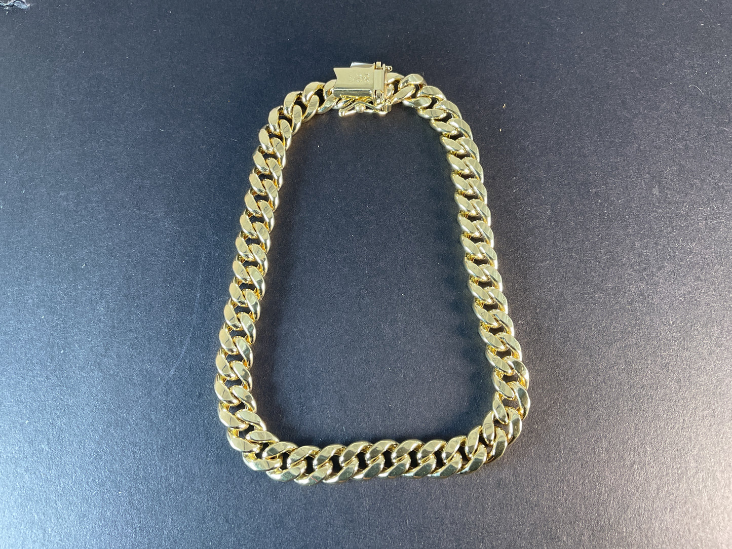 10K GOLD HOLLOW MIAMI CUBAN BRACELET 8.4 gm , 8”. $620.00